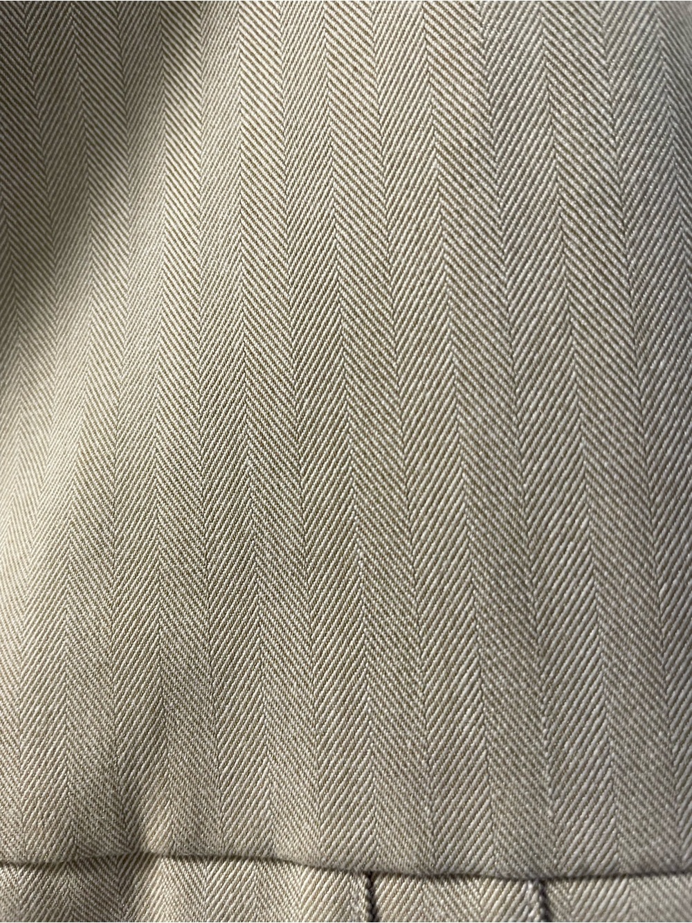 Tailored Taupe Cropped Blazer with Pleated 3/4 Sleeves - Picture 9 of 12